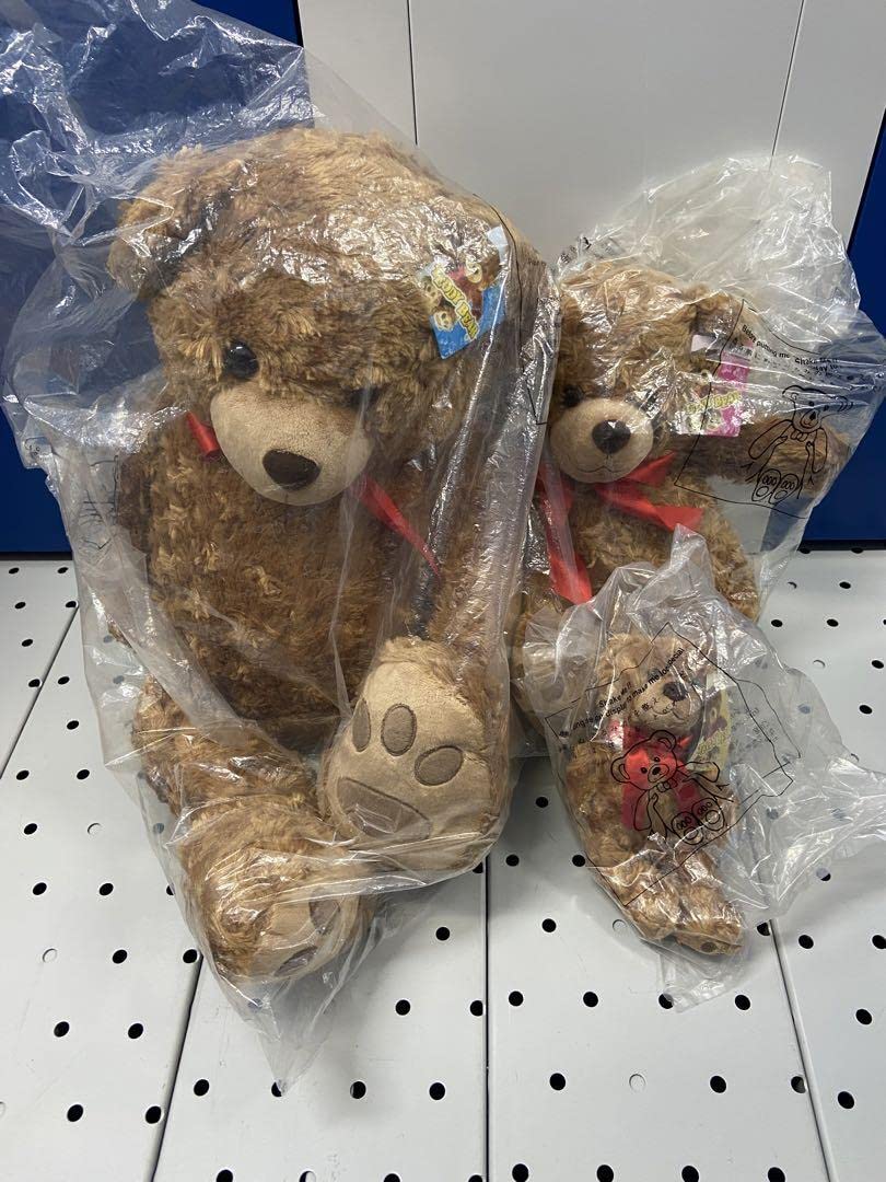 【新品・タグ付き】記念限定販売品　くま　ぬいぐるみ　全3サイズ　セット❗️ Amazon.co.jp: タグ 記念 品 くま ぬいぐるみ 全3サイズ セット